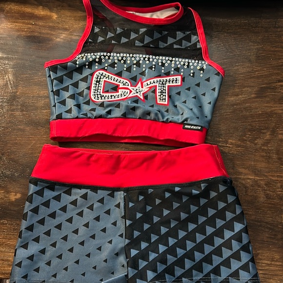 Cheer Town practice wear youth medium - Picture 1 of 5